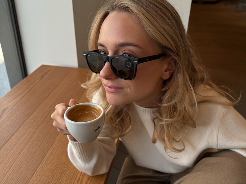 Aira smart glasses at coffee shop lifestyle